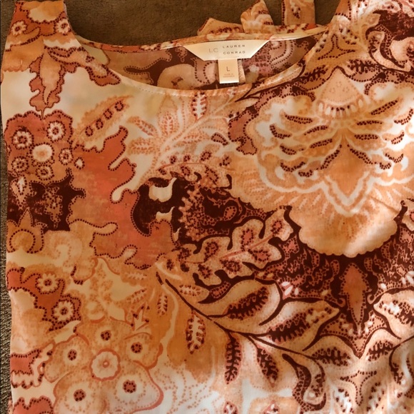 Lauren Conrad Top with tie sleeves (Lg) - Picture 2 of 5